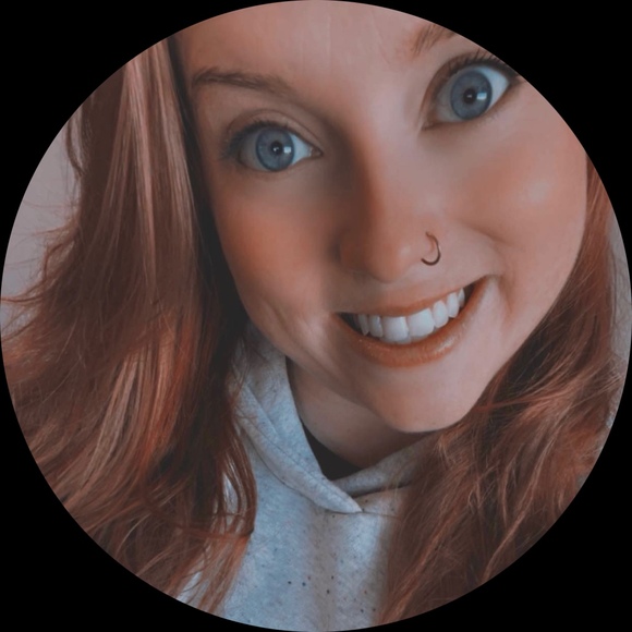 lilredmulaire